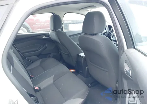 2014 Ford Focus Se z USA, uszkodzony, nr VIN 1FADP3K26EL408317